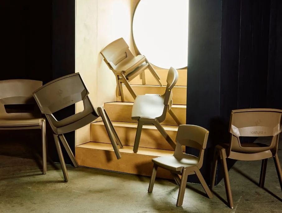 brown ergonomic classroom chairs 